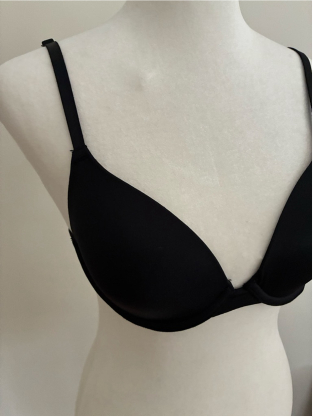 Women's PINK Victoria's Secret Black demi Bra 34A